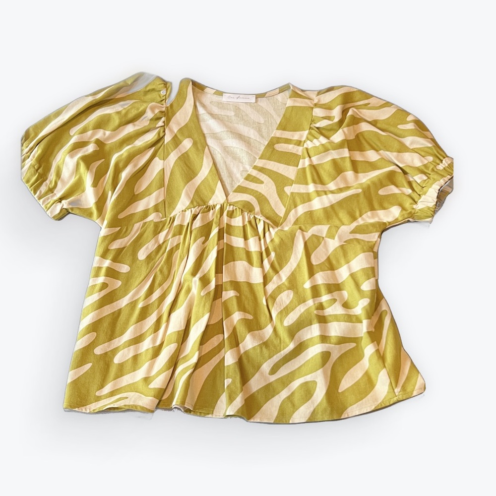 Ces Femme Olive Zebra Print Blouse